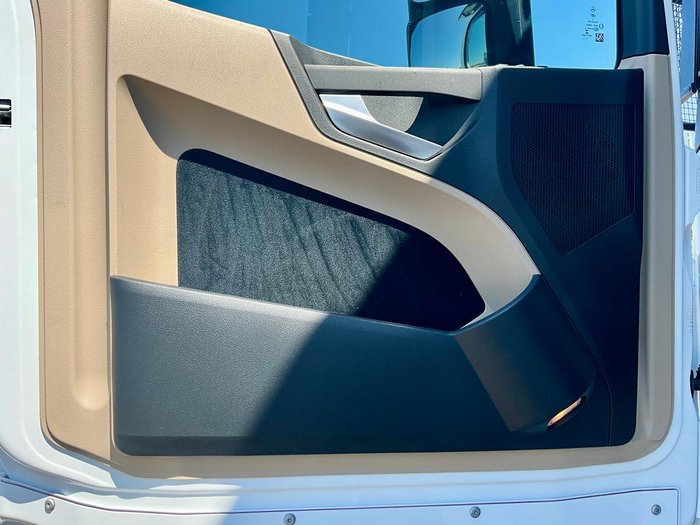 2021 Mercedes Benz 2653 Low Klm Light Use Euro 6 Rwc $113650+Gst See Cond MERCEDES BENZ 2653 SLEEPER WHITE