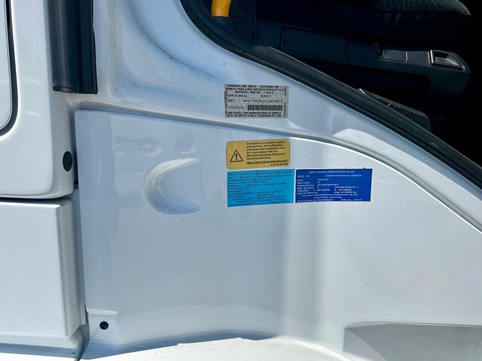 2021 Mercedes Benz 2653 Low Klm Light Use Euro 6 Rwc $113650+Gst See Cond MERCEDES BENZ 2653 SLEEPER WHITE