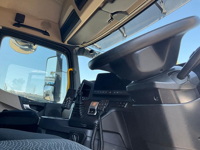 2021 Mercedes Benz 2653 Low Klm Light Use Euro 6 Rwc $113650+Gst See Cond MERCEDES BENZ 2653 SLEEPER WHITE