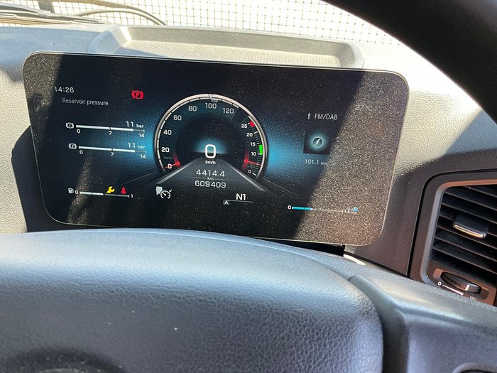 2021 Mercedes Benz 2653 Low Klm Light Use Euro 6 Rwc $113650+Gst See Cond MERCEDES BENZ 2653 SLEEPER WHITE