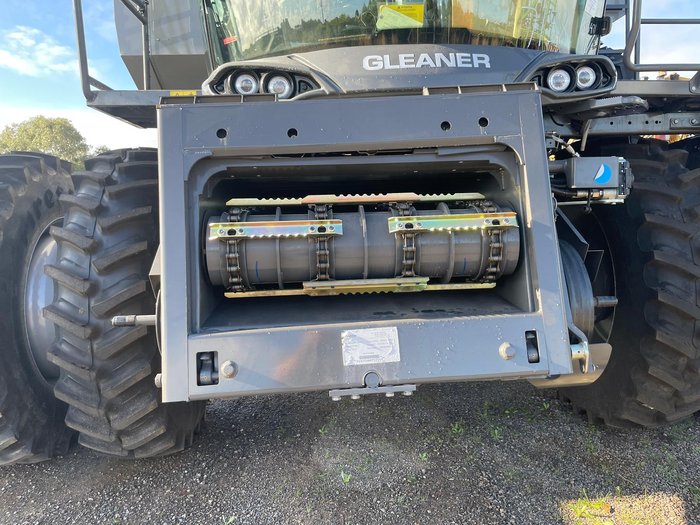 Gleaner S97 Super Series Combine Harvester