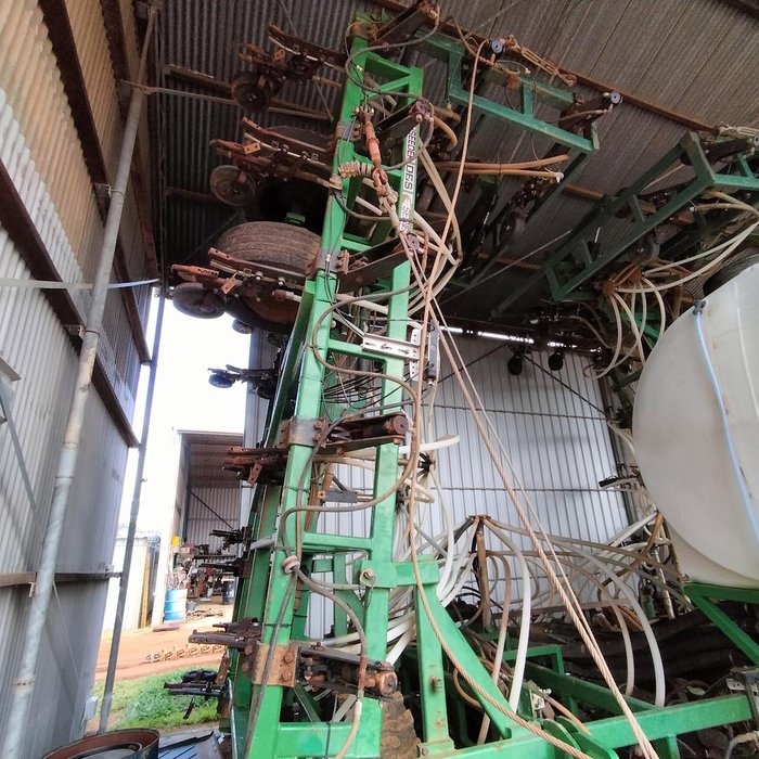 2002 Ausplow D49-300E 60Ft Seeding Bar