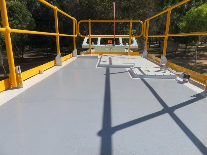 2025 Isuzu F Series FYH 300-350 White