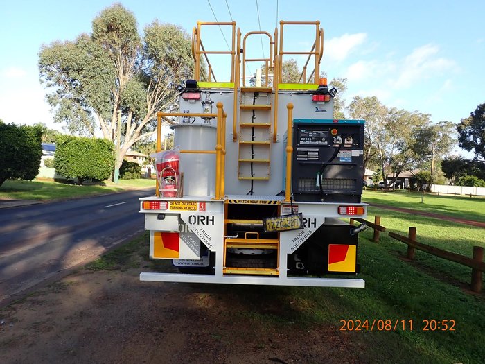 2025 Isuzu F Series FYH 300-350 White