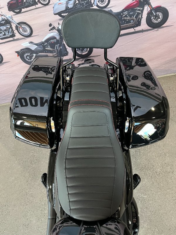 2025 Harley-davidson FLTRX ROAD GLIDE (117) Vivid Black