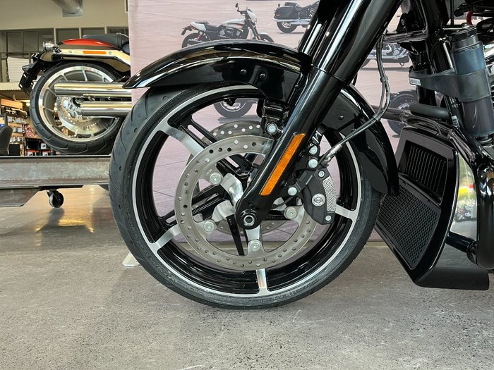 2025 Harley-davidson FLTRX ROAD GLIDE (117) Vivid Black