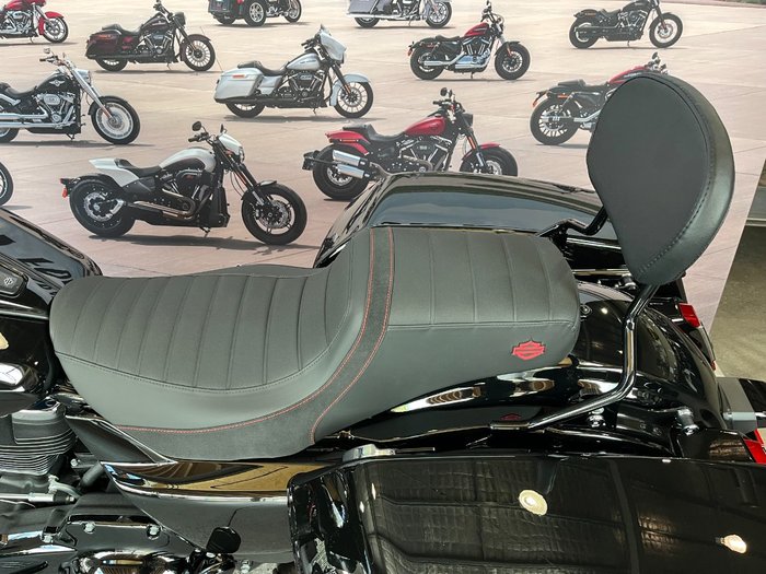 2025 Harley-davidson FLTRX ROAD GLIDE (117) Vivid Black