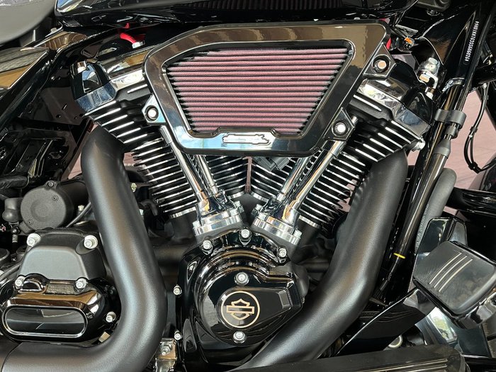 2025 Harley-davidson FLTRX ROAD GLIDE (117) Vivid Black