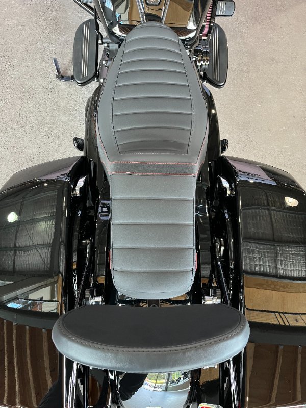 2025 Harley-davidson FLTRX ROAD GLIDE (117) Vivid Black