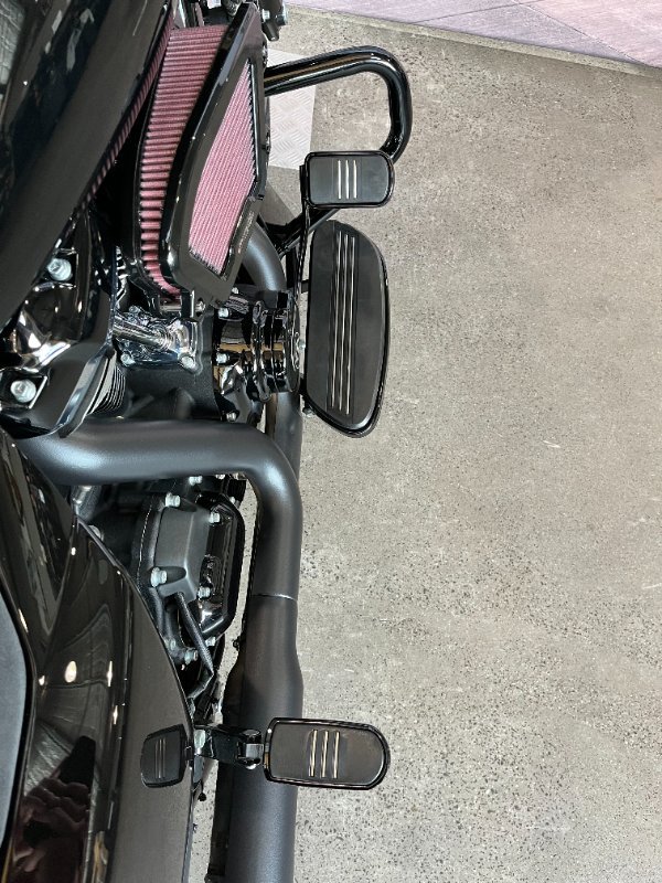 2025 Harley-davidson FLTRX ROAD GLIDE (117) Vivid Black