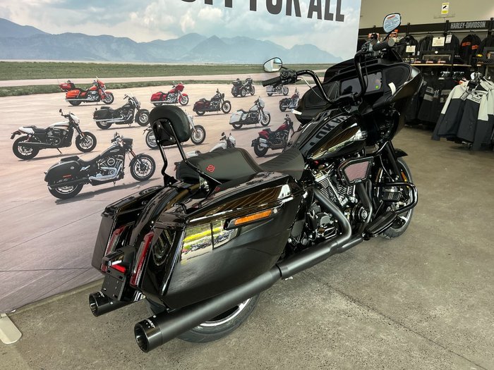 2025 Harley-davidson FLTRX ROAD GLIDE (117) Vivid Black