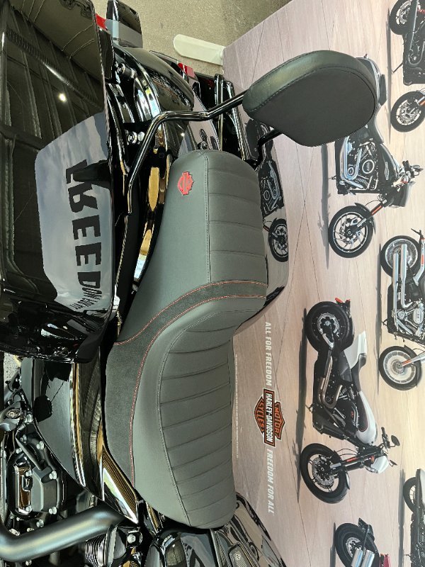2025 Harley-davidson FLTRX ROAD GLIDE (117) Vivid Black