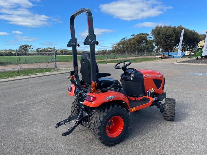 Kubota Bx2380 23Hp Hst Rops Tractor
