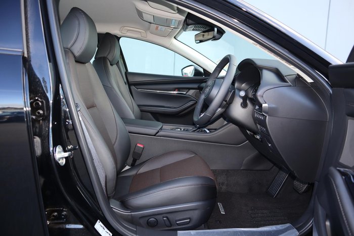 2024 Mazda 3 G25 GT