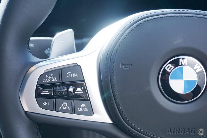 2023 BMW 3 Series 330i M Sport