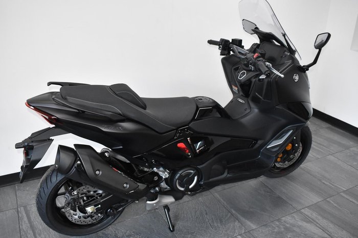 2024 Yamaha TMAX 560 TMax Blue