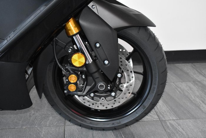 2024 Yamaha TMAX 560 TMax Blue