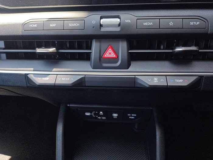 2025 Kia K4 Sport