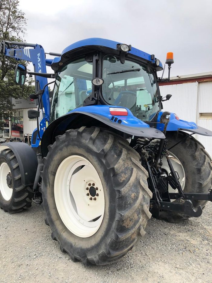0 New Holland T6040 120Hp Cab Tractor With Fel Blue