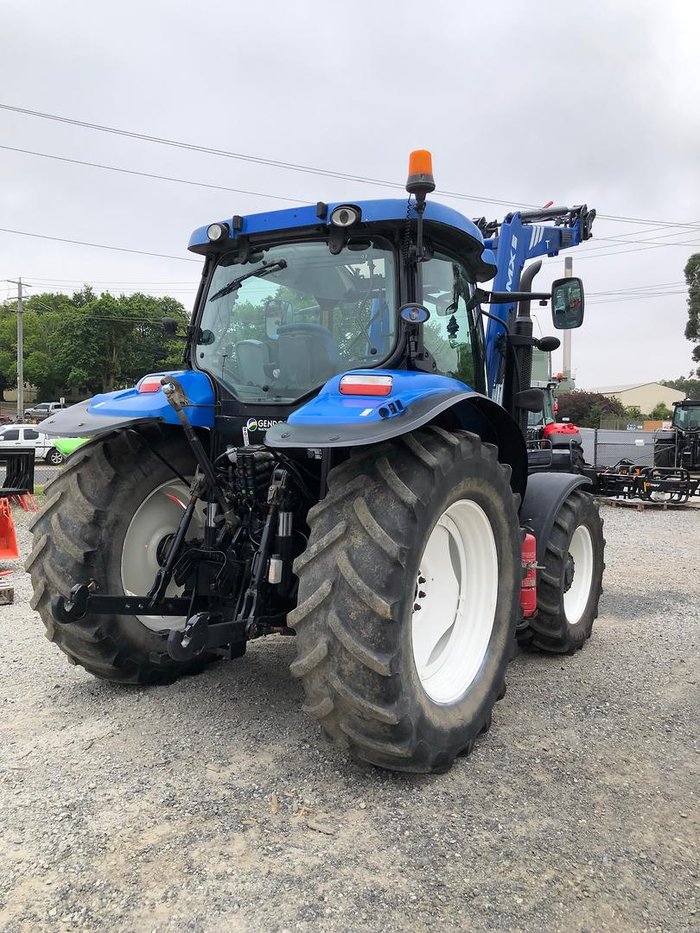 0 New Holland T6040 120Hp Cab Tractor With Fel Blue