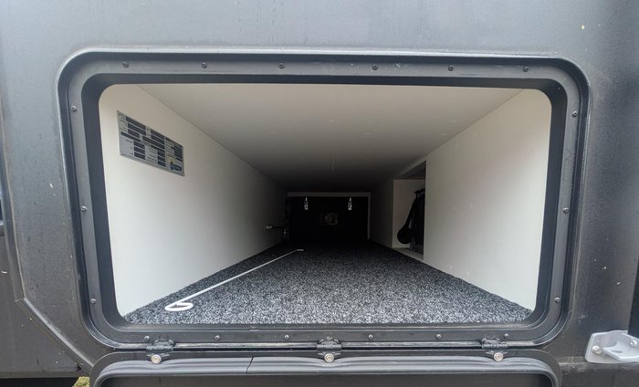 2025 JB Caravans Scorpion Sting (20'6)