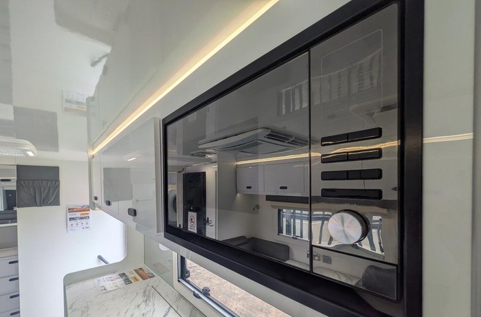 2025 JB Caravans Scorpion Sting (20'6)