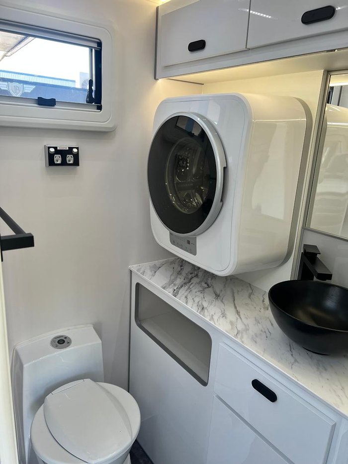 2025 JB Caravans Scorpion Sting 20'6