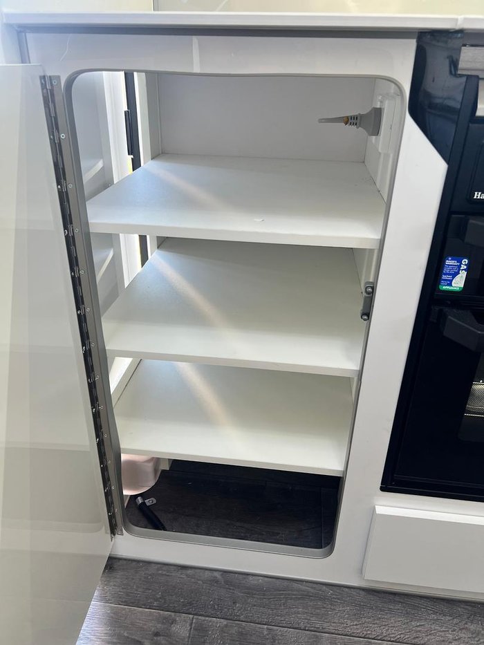 2025 JB Caravans Scorpion Sting 20'6
