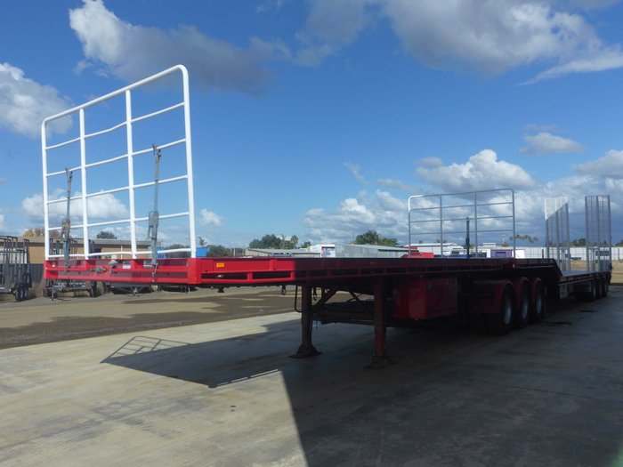 2011 Barker B/D Combination Rental Drop Deck B Double Set