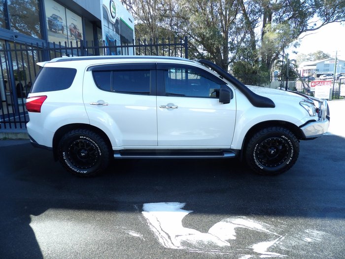 2019 Isuzu MU-X LS-T