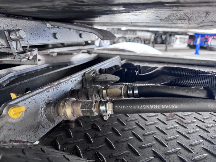 2019 Vawdrey St3 34 Pallet Sd B Double Refrigerated Roll Back Lead