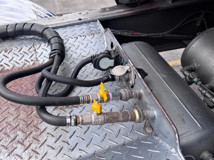 2019 Vawdrey St3 34 Pallet Sd B Double Refrigerated Roll Back Lead