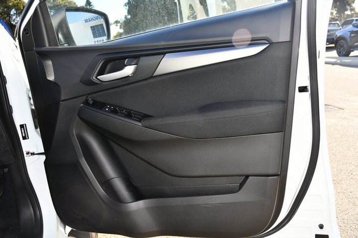 2024 Isuzu MU-X LS-M
