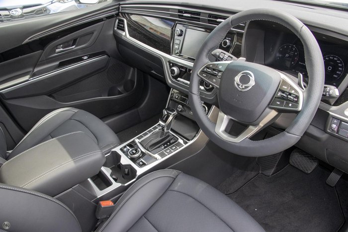 2023 SsangYong Korando Ultimate C300 MY23 Grand White