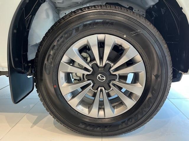 2024 Mazda BT-50 XT