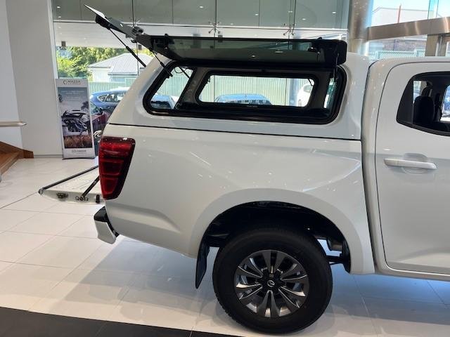 2024 Mazda BT-50 XT