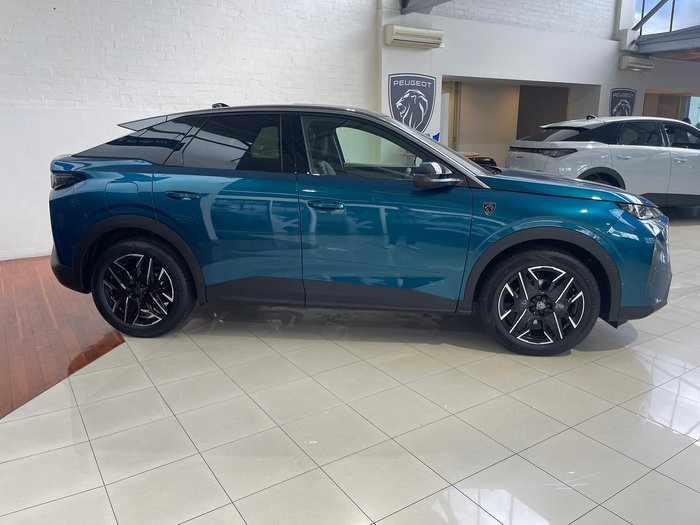 2025 Peugeot 3008 GT Premium Hybrid