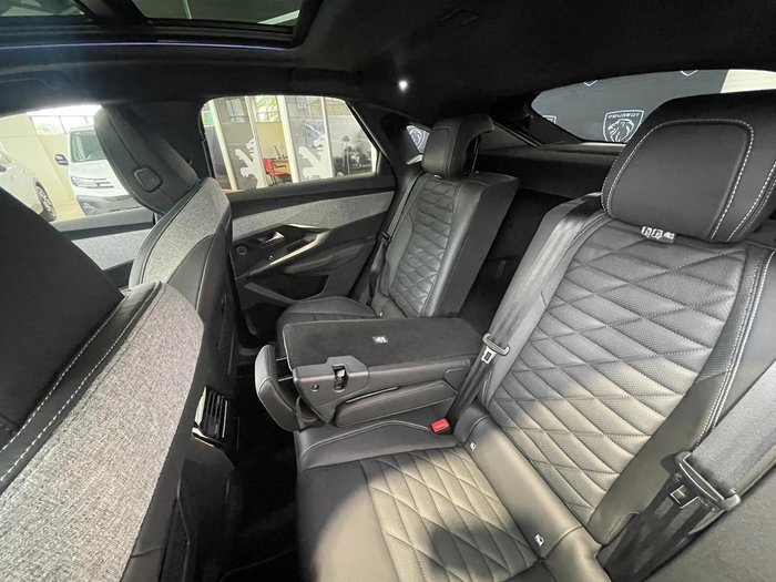 2025 Peugeot 3008 GT Premium Hybrid