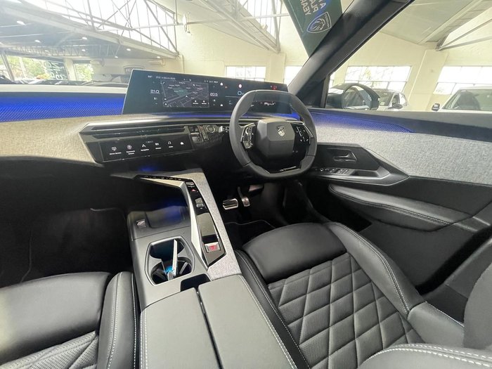 2025 Peugeot 3008 GT Premium Hybrid