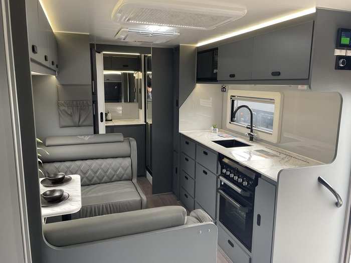 2025 JB Caravans Scorpion Sting Air (19'6)