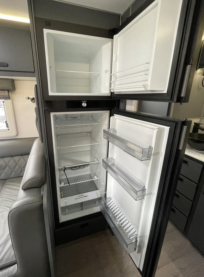 2025 JB Caravans Scorpion Sting Air (19'6)