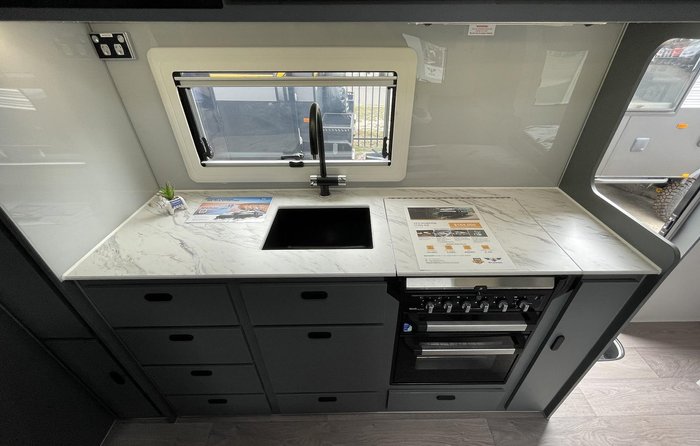 2025 JB Caravans Scorpion Sting Air (19'6)