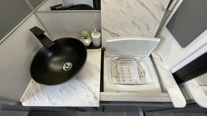 2025 JB Caravans Scorpion Sting Air (19'6)