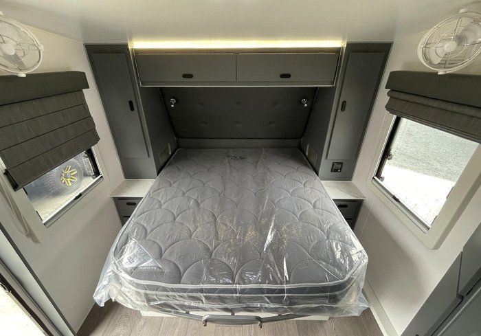 2025 JB Caravans Scorpion Sting Air (19'6)