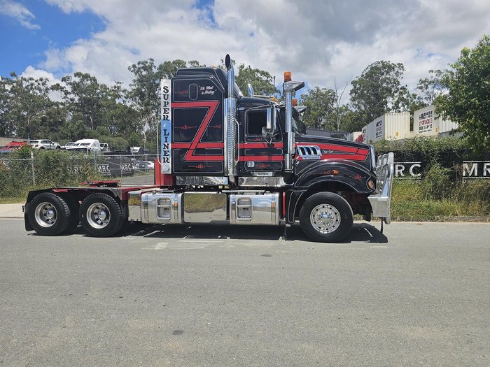 2017 Mack Clxt Superliner