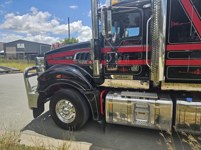 2017 Mack Clxt Superliner