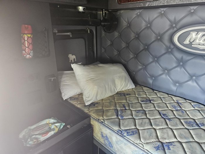 2017 Mack Clxt Superliner