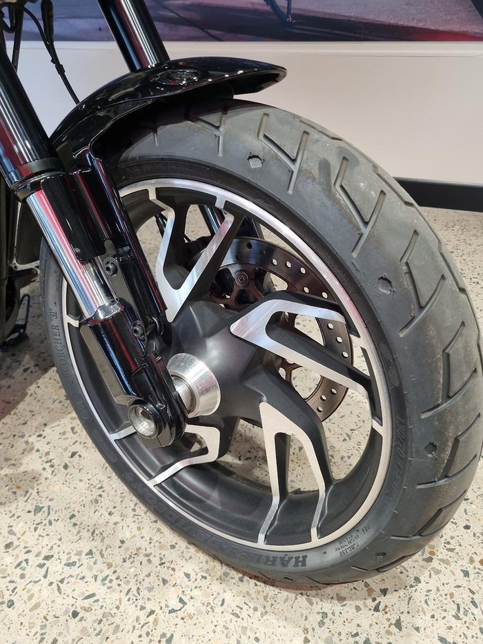 2022 Harley-Davidson Sport Glide 107 (FLSB) Softail Black