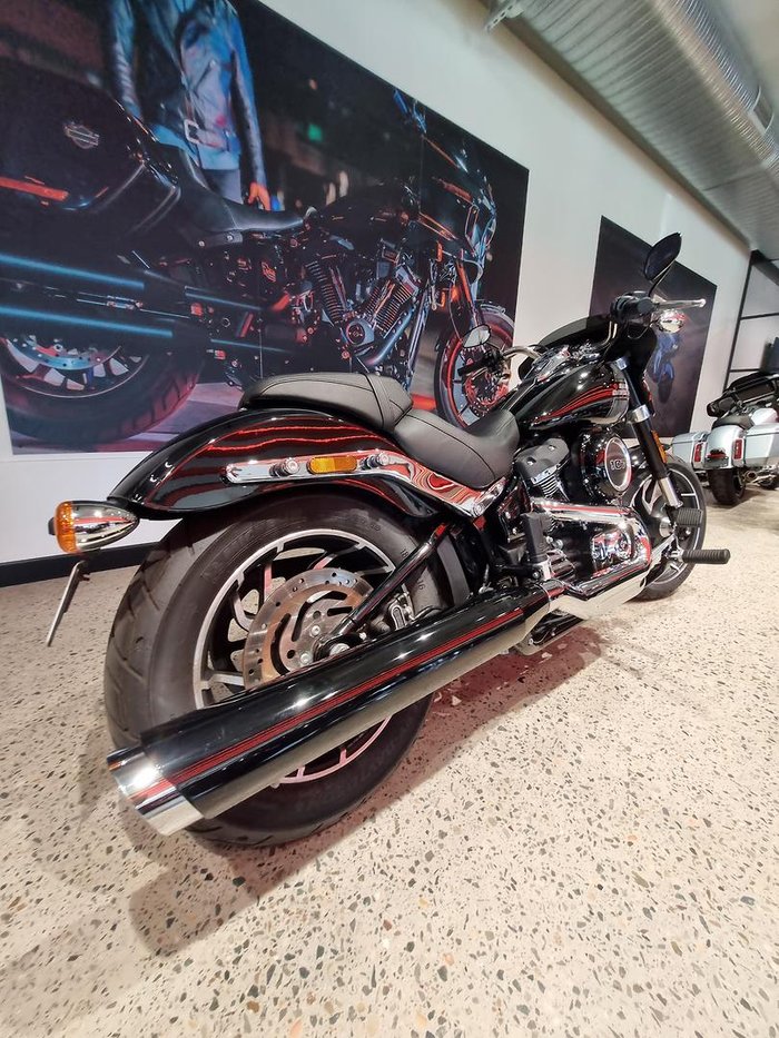 2022 Harley-Davidson Sport Glide 107 (FLSB) Softail Black