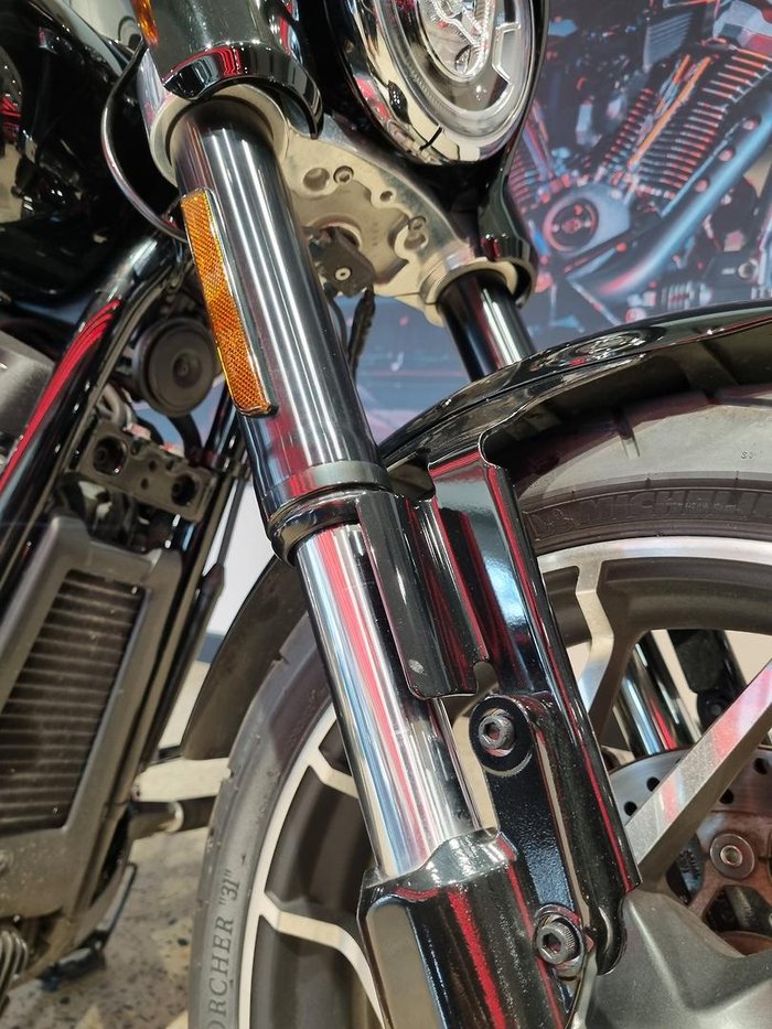 2022 Harley-Davidson Sport Glide 107 (FLSB) Softail Black